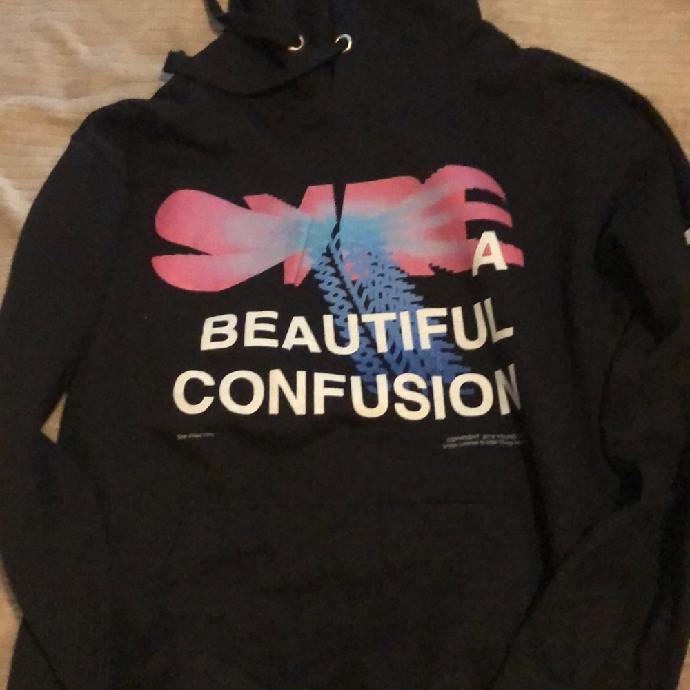 jaden smith syre hoodie SOLD OUT EVERYWHERE